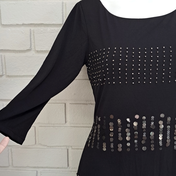 White House Black Market Beaded/Sequin Dress. Size Small - Picture 5 of 8